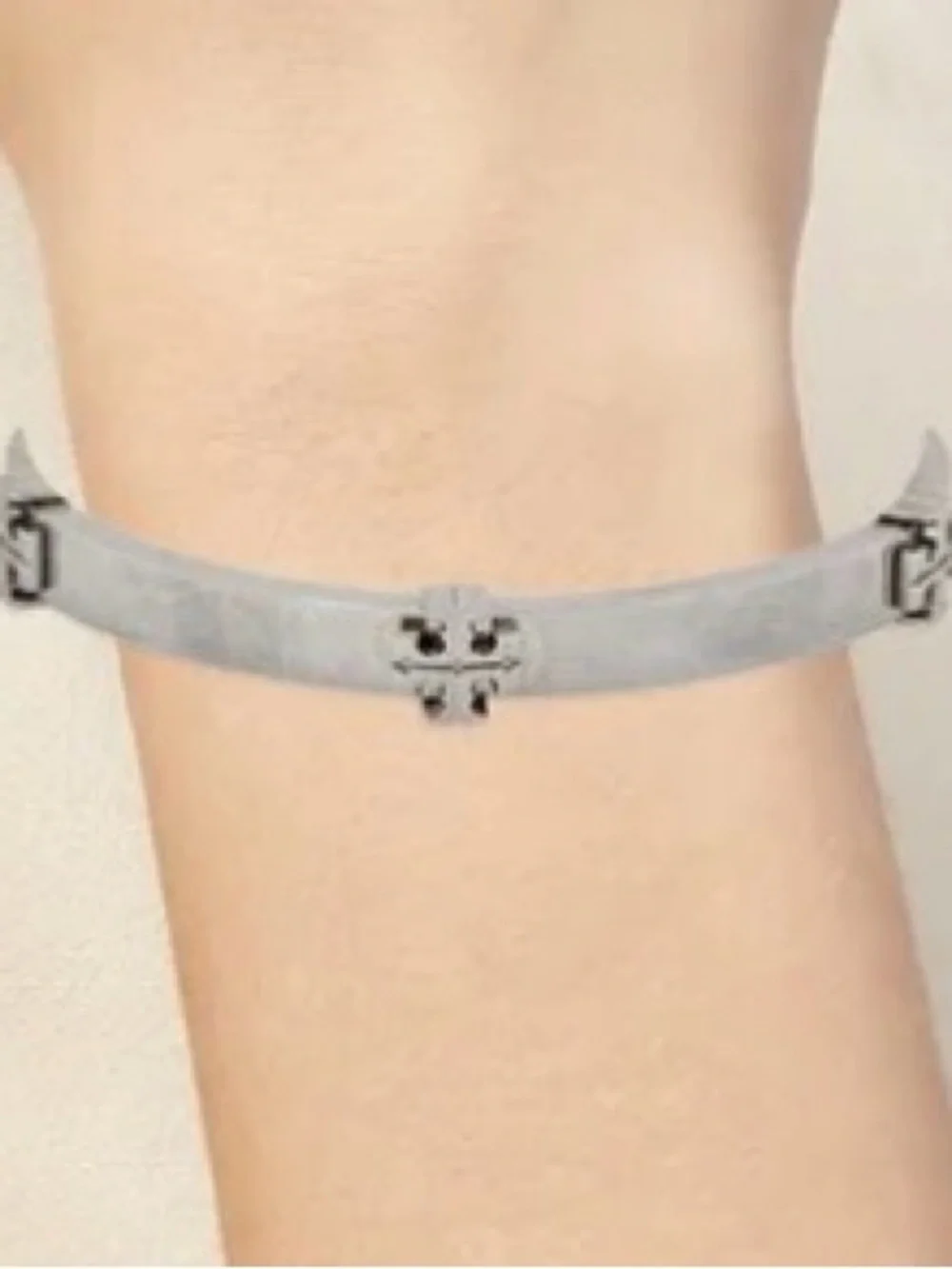 Tory Burch Silver-Tone Logo Hinge Bracelet - Picture 2 of 7